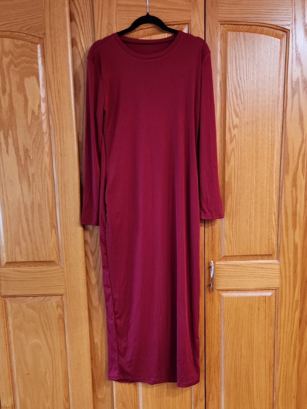 XL Long Sleeve Ribbed Maxi Dress in Burgundy